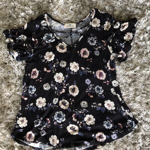 short sleeve flower pattern top